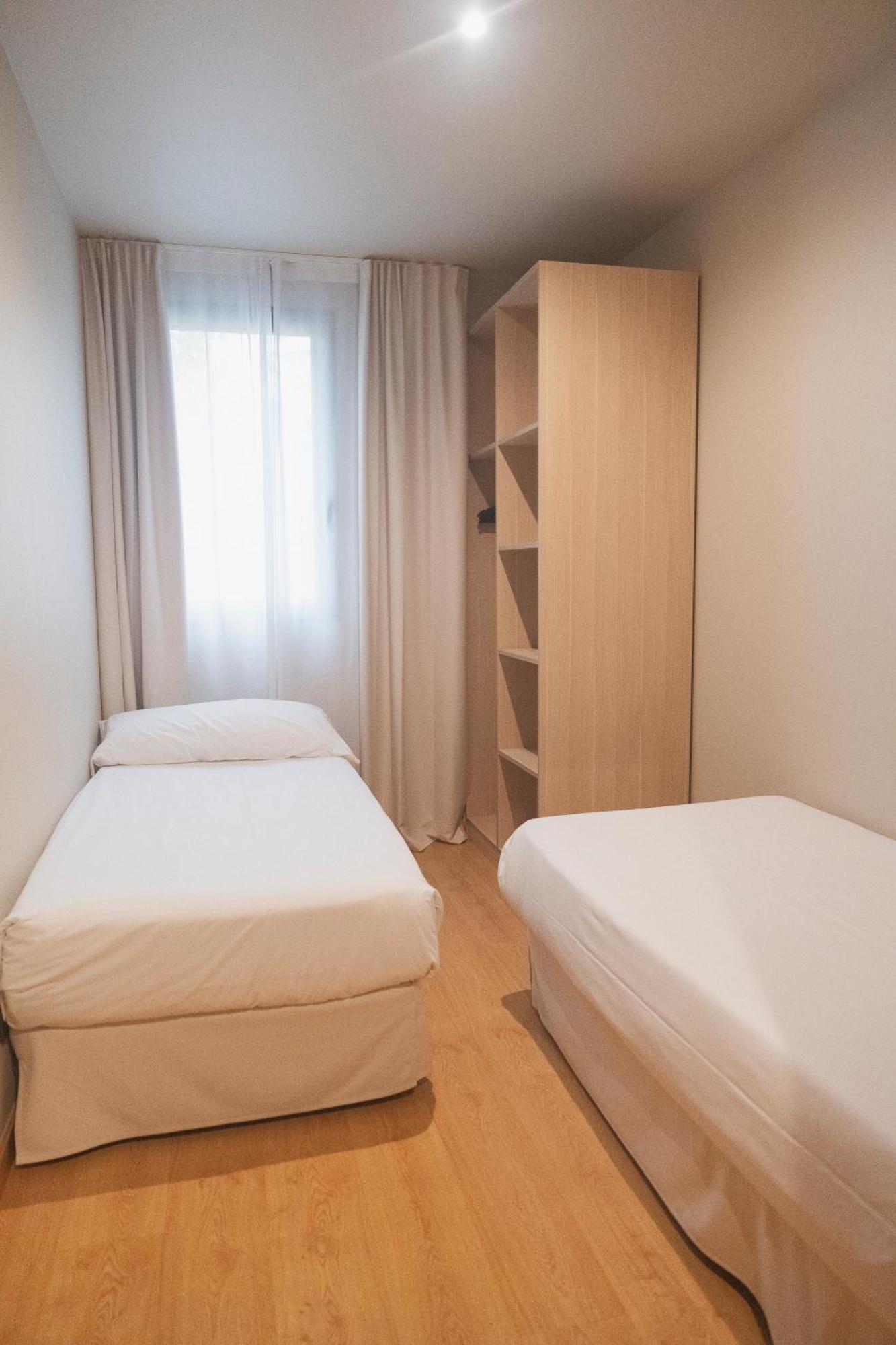 Apartments Hotel Sant Pau Barcelona Bagian luar foto